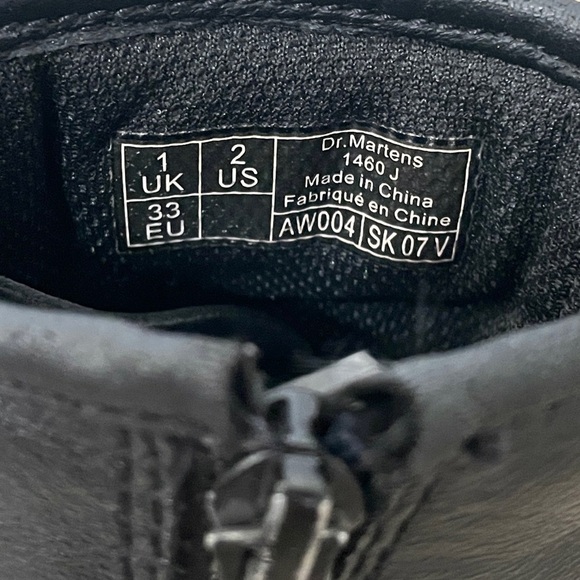 DR MARTENS Kid’s size 2‎ Black 1460 Combat Leather Zip Boots - Picture 7 of 8